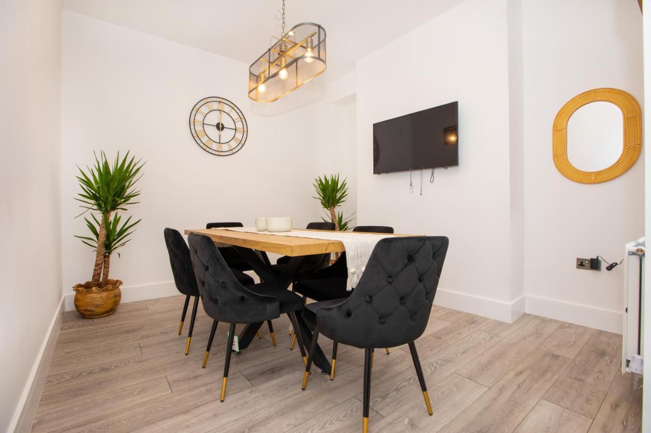 Stylish Stay Near The Stadium Walk To The Action Liverpool Extérieur photo