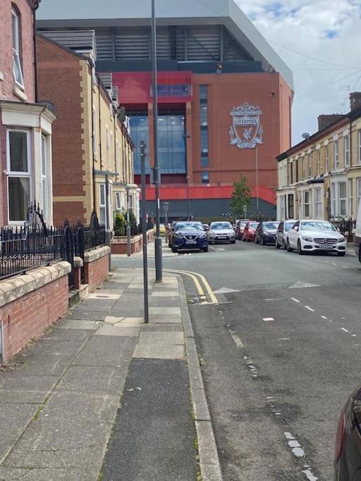 Stylish Stay Near The Stadium Walk To The Action Liverpool Extérieur photo